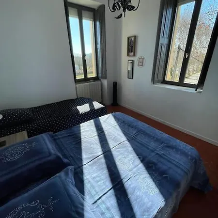 - Maison De - Piscine Casa de Férias *